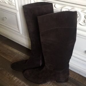 Via Spiga brown suede boots